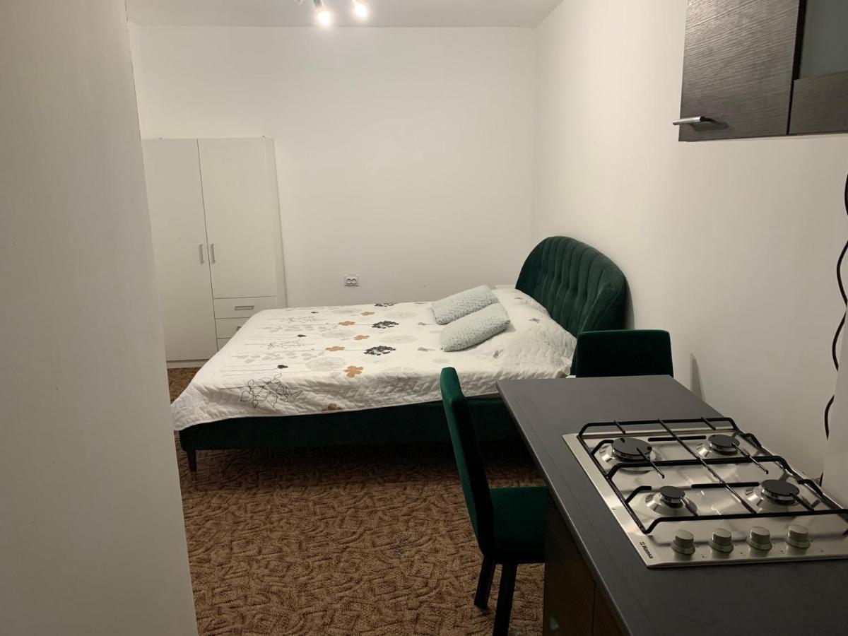 Luxury Accommodation Republicii Brasov Bagian luar foto