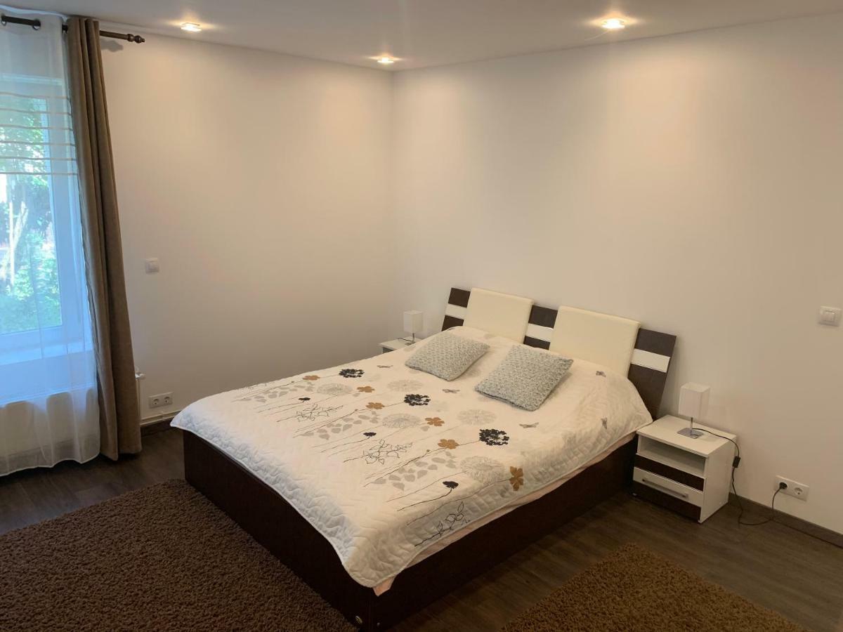 Luxury Accommodation Republicii Brasov Bagian luar foto